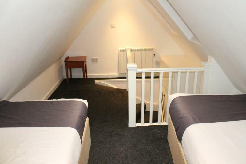 Clapham South Dudley Hotel London Exterior foto